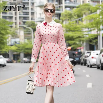 

2020 New Runway Fashion Spring Dress Women's Elegant Full Sleeve Heart Print Beading Knee Length Sweet Pleated Dress