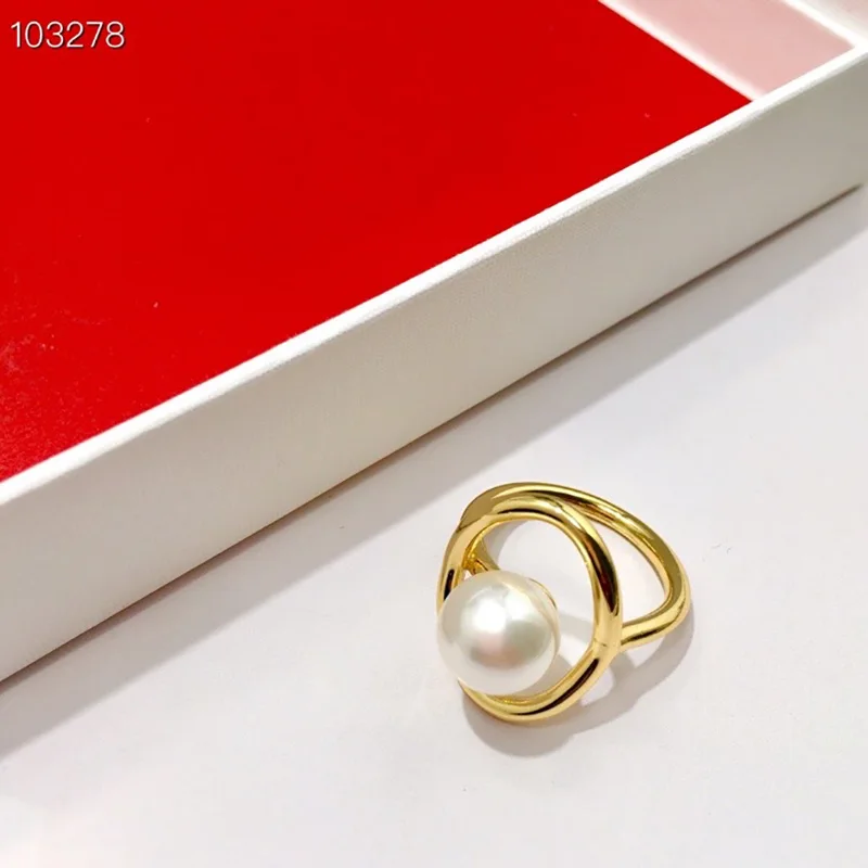 Hot Brand Pure Knot Simple Taste White Pearl Ceramic Ring For Women Titanium Steel Spring Wedding Noble Replica Rings Jewelry | Украшения и