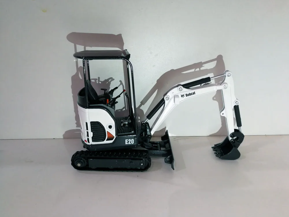 UH8106 (4)