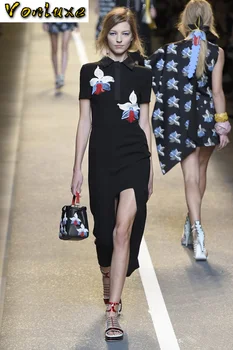 

High Quality 2020 Summer New Fashion Luxury Designer Runway Women Short Sleeve Turn Down Collar Embroidery Dress Plus Size