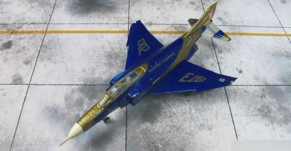 Herpa Wings Германия Lufwaffe McDonnell Douglas F-4F Phantom II JG71 Phantom Pharewell Reg.37+ 01 1/200 литой под давлением самолет