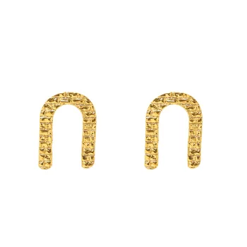 

2020 New Earrings European and American Fashion U-Shaped Palace Wall Shape Ear Stud