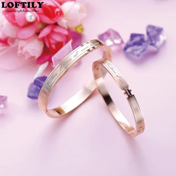 

2020 Round Couple Wide Bracelets Bangles for Women Lover Stainless Steel CZ Gift Love Bracelet Valentine's Day Couple Gift Set