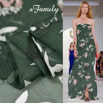 

Summer New Brand Printed 140cm Wide 10Momme 100%silk Chiffon Fabric for Sress Fashion Cloth Diy Sewing Free Shipping Sale
