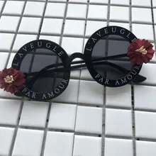 Круглые Женские солнцезащитные очки, золотые, серебряные очки, цветок, женские пляжные солнцезащитные очки, маленькие оттенки, футляр для очков ручной работы, UV400, милые очки