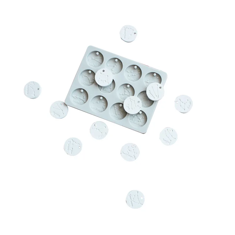 11028262843_1486623070