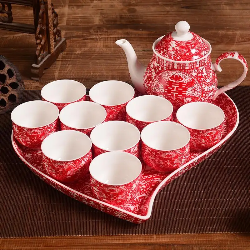 Высококачественный китайский свадебный подарок свадебные принадлежности красная керамическая чашка чайник двойной-счастье чайник в форме сердца лоток набор
