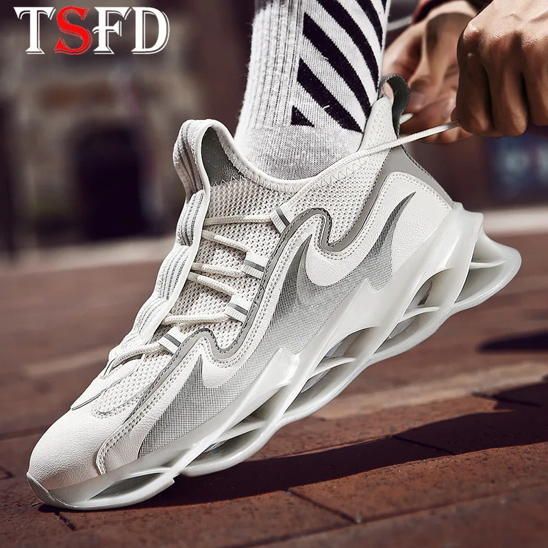 самые популярные кроссовки. Nike mag 2016 box. Nike lebron 12. самые необычные кроссовки. дизайнерские кроссовки.