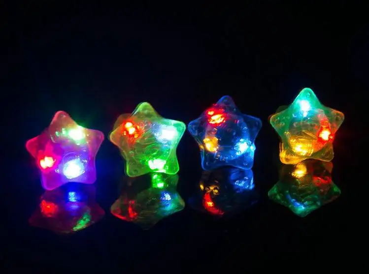 

Free Shipping 576pcs/lot 3*4cm Led Love Ring Star Finger Ring Led Rubber Finger Light Beam Ring Torch Party Wedding Wholesale