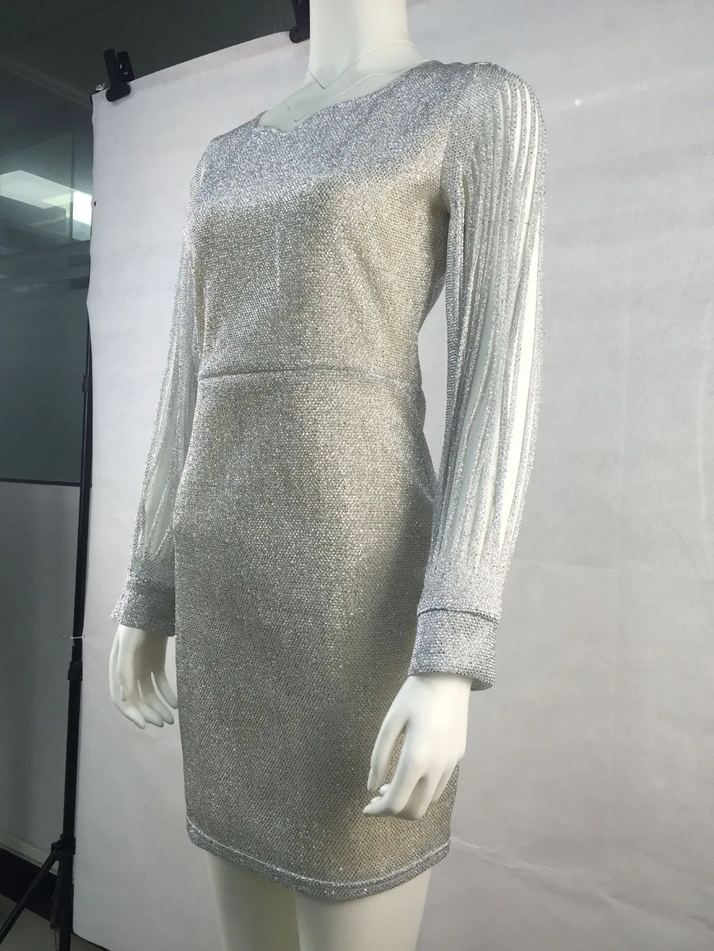 10303396140_1260683151