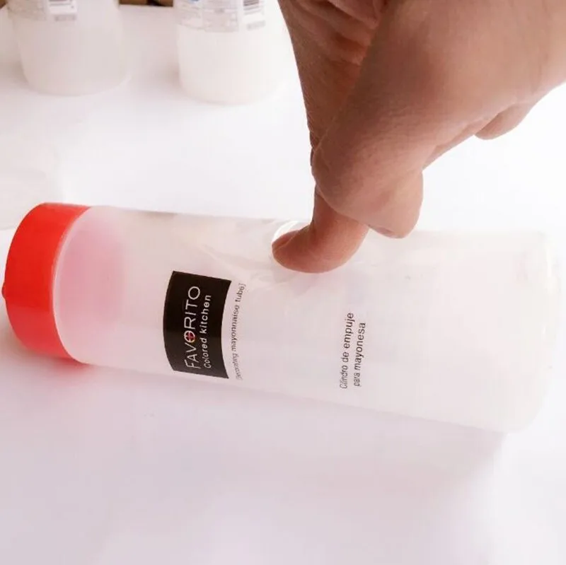 4 Holes Squeeze Sauce Bottle Cream Oil Jam Ketchup for Cake Decoration oil spray bottle refillable bottles oil bottle plastic storage bottle