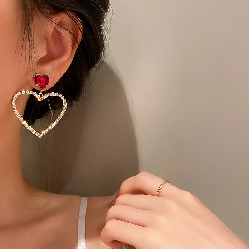 Drop Earrings Korean Fashion Jewelry Shining Rhinestone Hollow Heart Drop Earrings for Women Girls Vintage Red Crystal Earrings crystal earrings