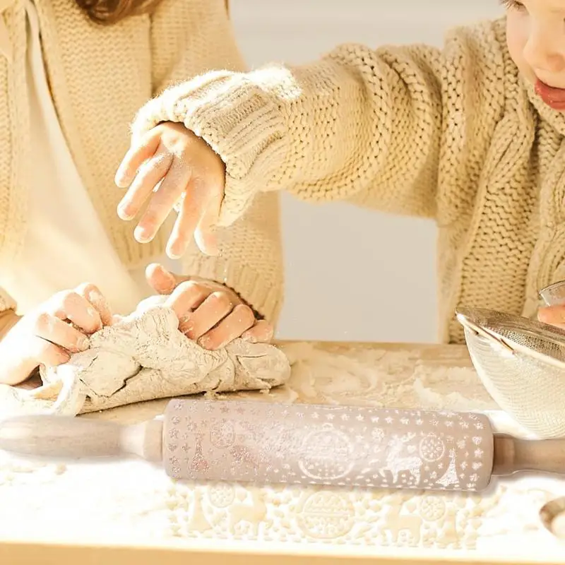 Christmas Rolling Pin Dough Wooden Christmas Embossing Rolling Pin Stick Baking Pastry Tool Christmas Decoration for Home
