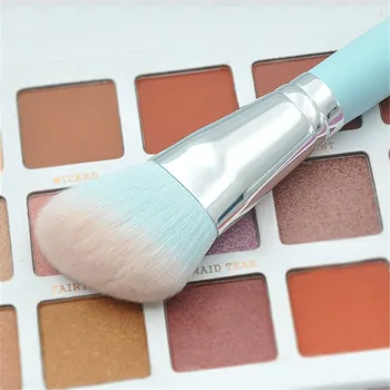 

Makeup Brushes New 12 Pcs Light Blue Wooden Handle Powder Eyeshadow Blending Makeup Brush For Makeup Beauty Tools Kit d3