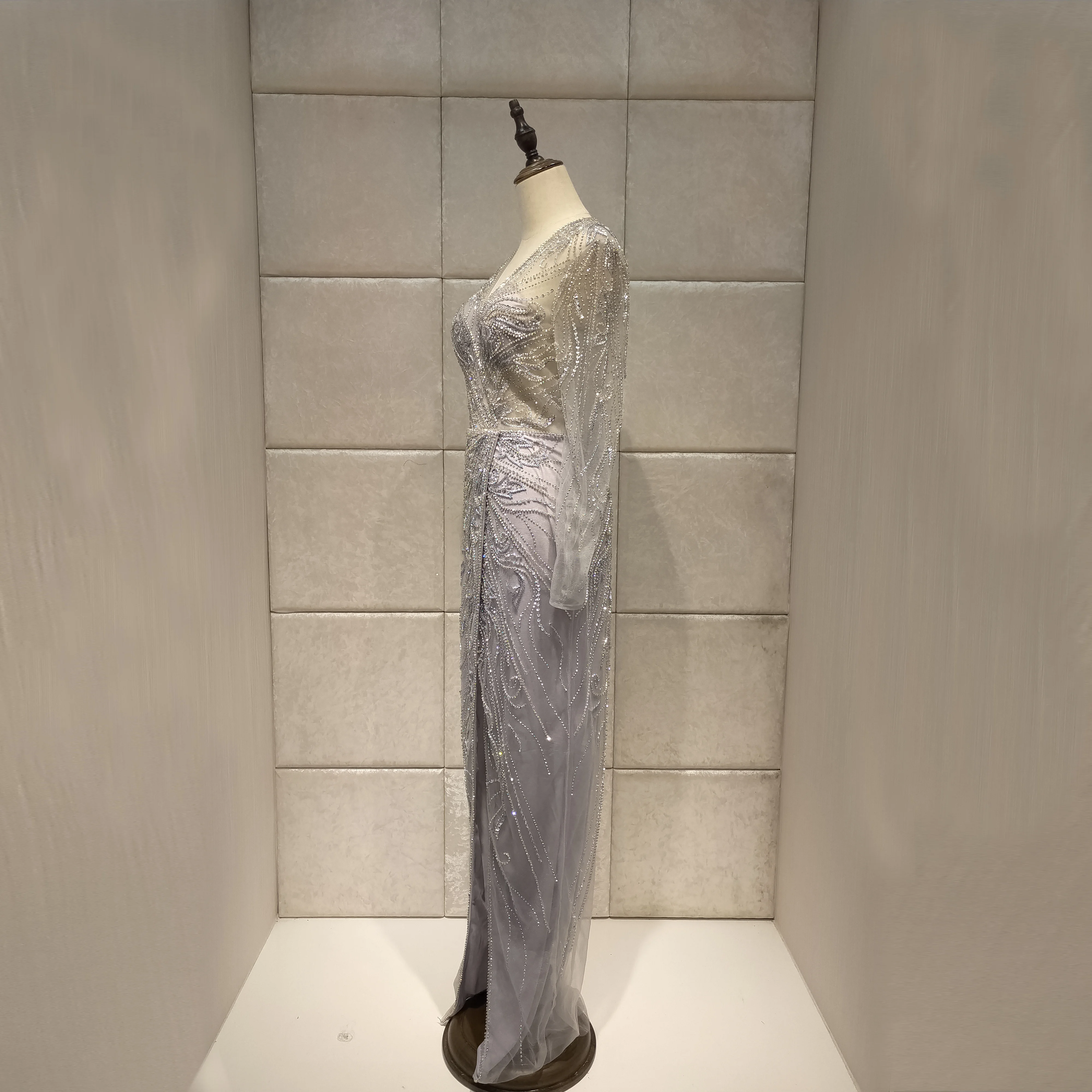 Характерные вечерние платья с перьями; Новинка года; vestido de noiva abendkleider robe de soiree; длинное платье