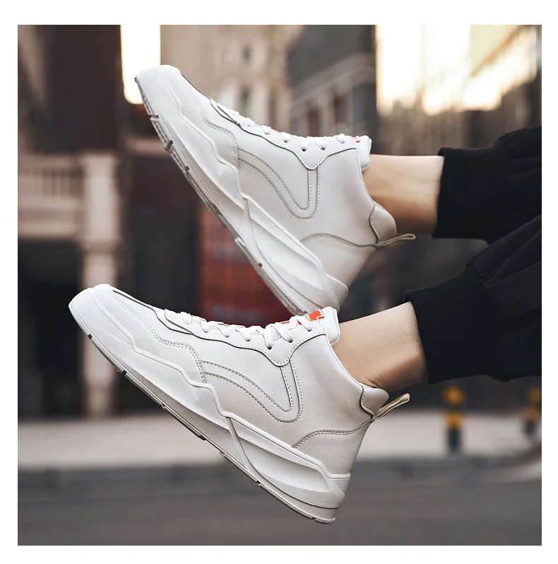 Белые туфли г. Осенние новые стильные кроссовки средней высоты в Корейском стиле, универсальная трендовая обувь повседневная спортивная обувь для студентов мужская обувь
