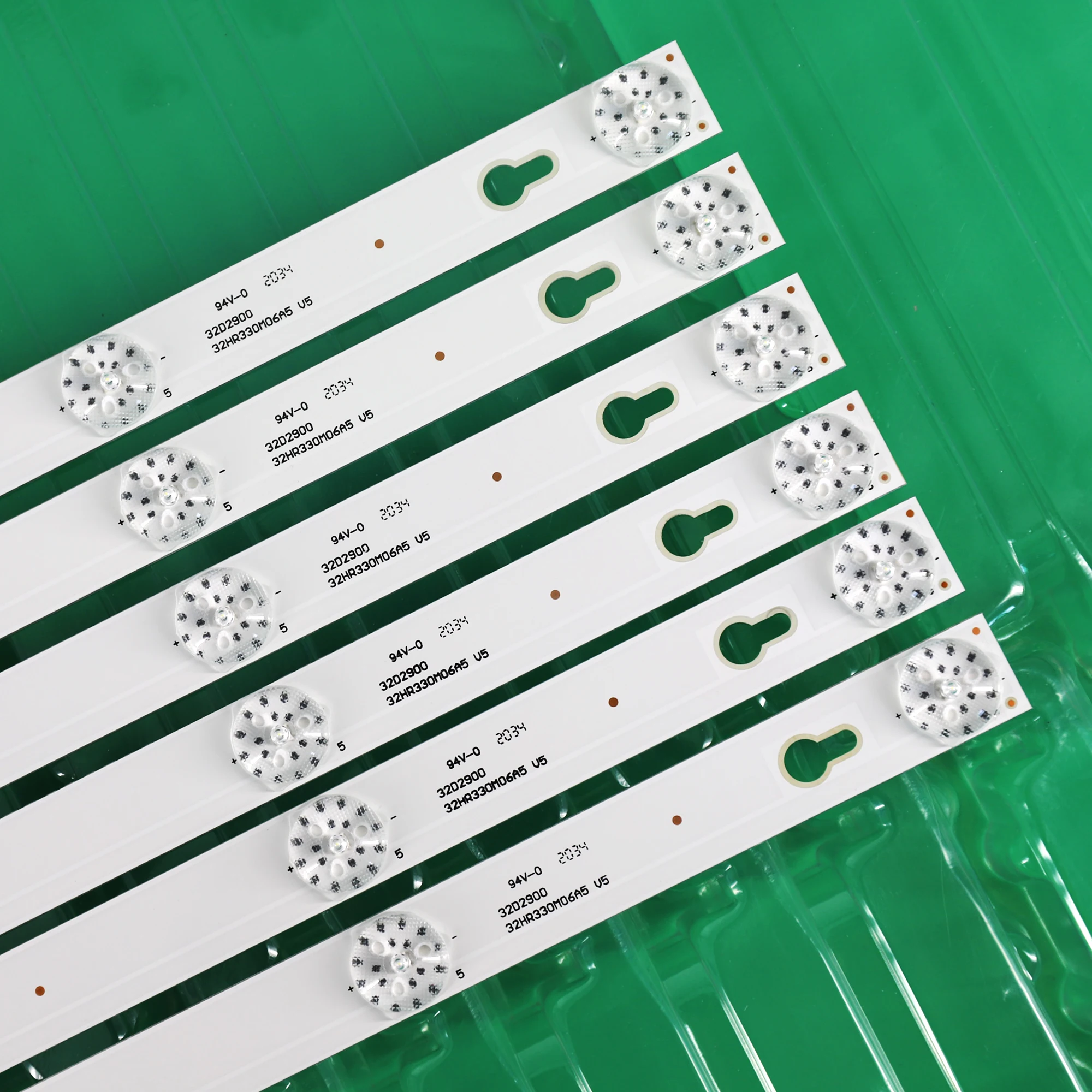 ο 50 / LED Ʈ Ʈ Thomson 32HB5426 LVW320CS0T Toshiba TCL 32L2600 32L2800 32L2900 L32S4900S 32D2900 32D100