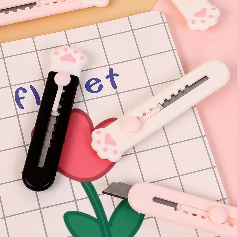 1 Pc Cute Stationery Knife Art Retractable Utility Knifes Paper Cutter Craft Wrapping Tools Refillable Blade Kawaii Stationery 1pc cute mini pocket cat paw art utility knife express box knife paper cutter craft wrapping refillable blade stationery