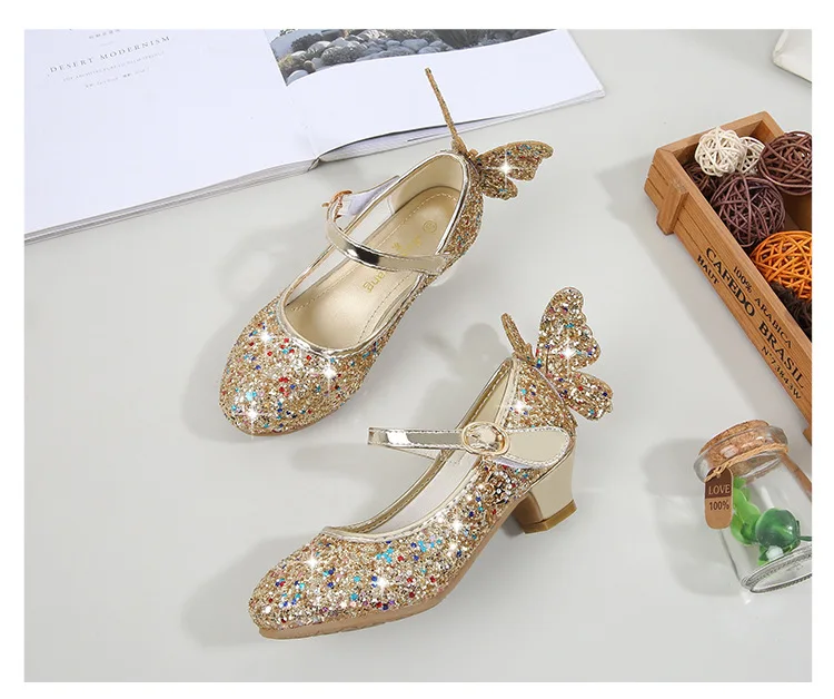 Детская кожаная обувь с бабочками для девочек; блестящие туфли принцессы для девочек на высоком каблуке; элегантные нарядные модельные туфли; KS572