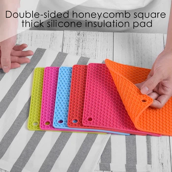 

Silicone Pot Holder Mat Heat Non-slip Pads For Kitchen Countertop Double-sided Honeycomb Square Thick Silicone Insulation Pad