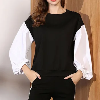

Long Sleeve T-Shirt Women 2020 Korean Fashion Chic Black And White Patchwork Round Neck Causal Female Tops Shirts Preppy Style