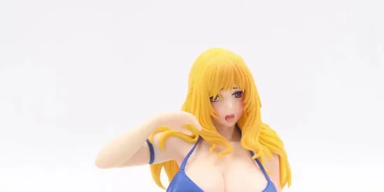 

Yaya Anime Cute Girl of GIRL'S Cover Girl Q-Six Apricot Chennai Blue Black And White with Pattern Boxed Garage Kit