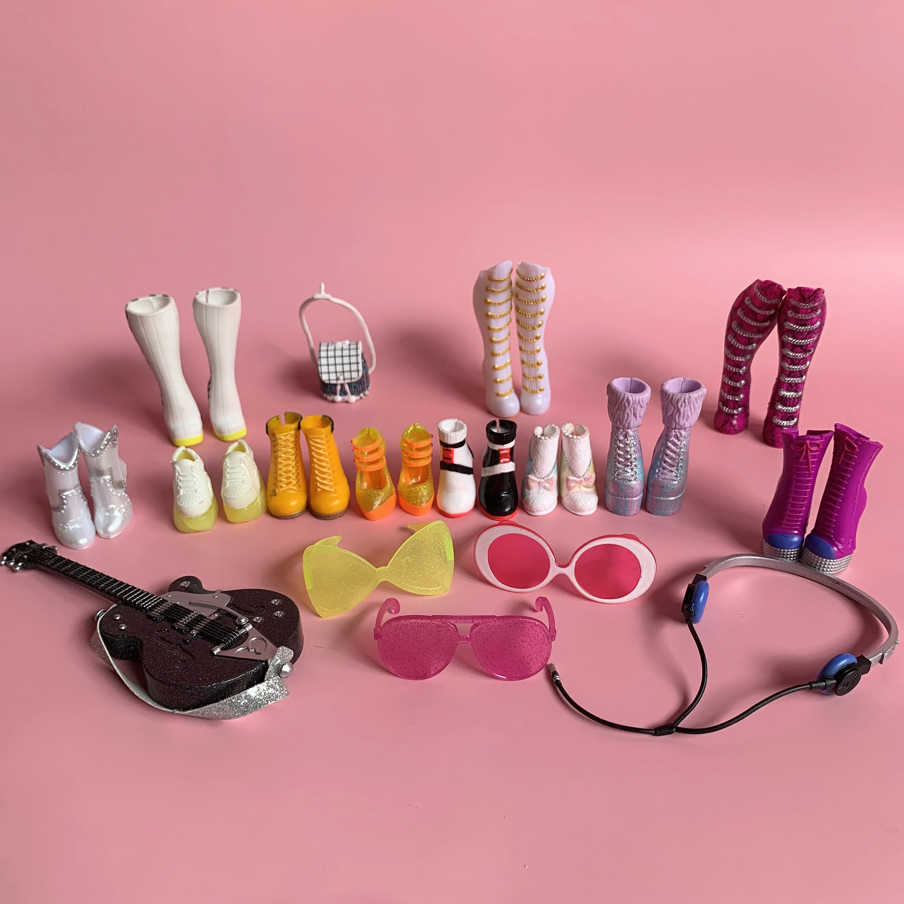 Original LOL OMG Fashion Dress Up Big Sister Shoes Glasses Musical Instrument Girl DIY Gift Toy |