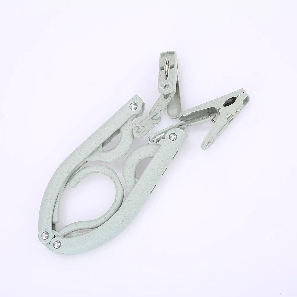 Portable Folding Clothes Hanger Clip Holiday Outdoor Travel Clothes Hanger