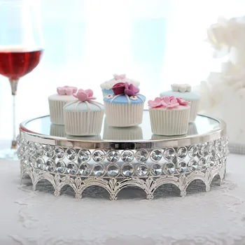 

European metal cake platform, desserts and desserts, baking party supplies, wedding props, and cake tray. cake stand