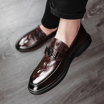 

Genuine Leather Men Shoes Crocodile Pattern Comfy Slip On Loafers Mens Casual Business Oxford Comfortable Flats Male Moccasins