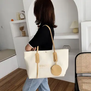 

2020 Autumn New Collection Ins Popular Handbag Same Style of Star Tote Bag Large Capacity Shoulder Bag Women Sling Bag Simple