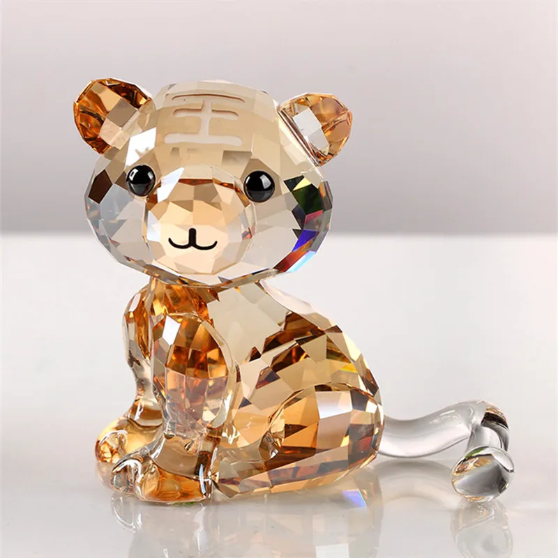 Details about   Crystal Pig Figurines Mini Ornaments Couple Miniatures Desktop Crafts Cute Gifts 