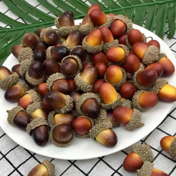 

100Pcs Fake Acorn Simulation Acorn Decor Fireplace Decor for Festival Christmas