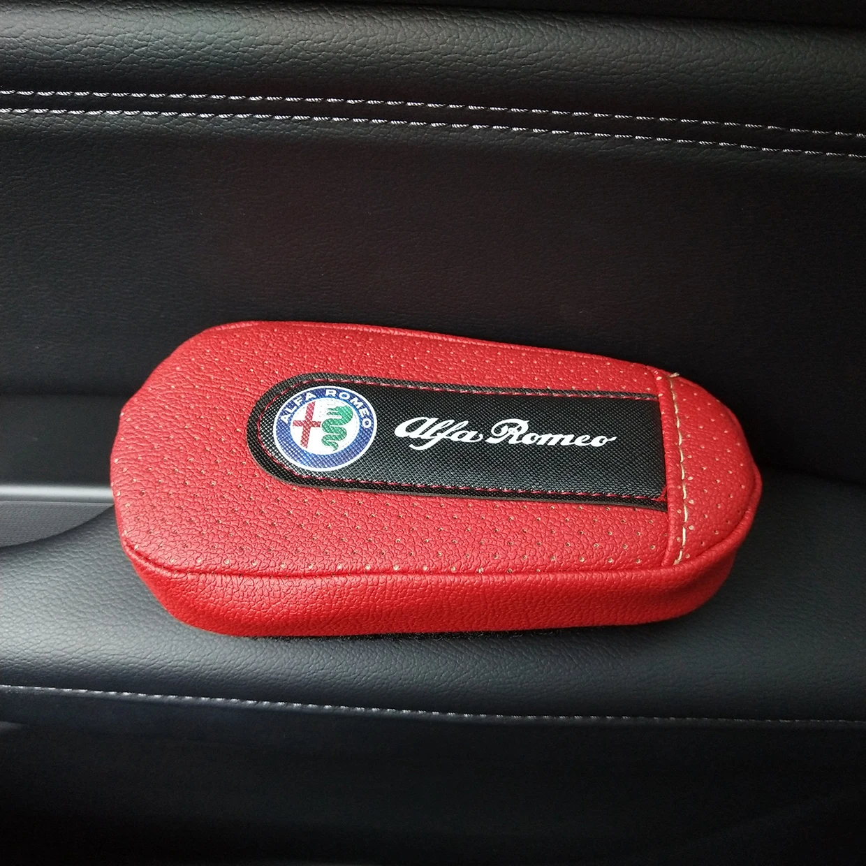 Мягкая Кожаная подушка для ног наколенники подлокотник pad подкладке для ALFA ROMEO 147 156 159 166 Giulietta Giulia Mito паук GT