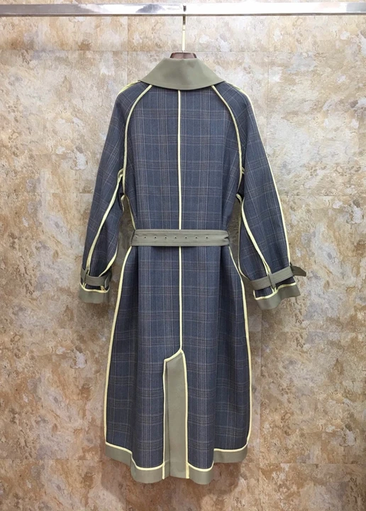 Early Autumn New Female Turn-over Colour Mosaic Double-row Button Decorative Belt Received Windshirt Jacket 923