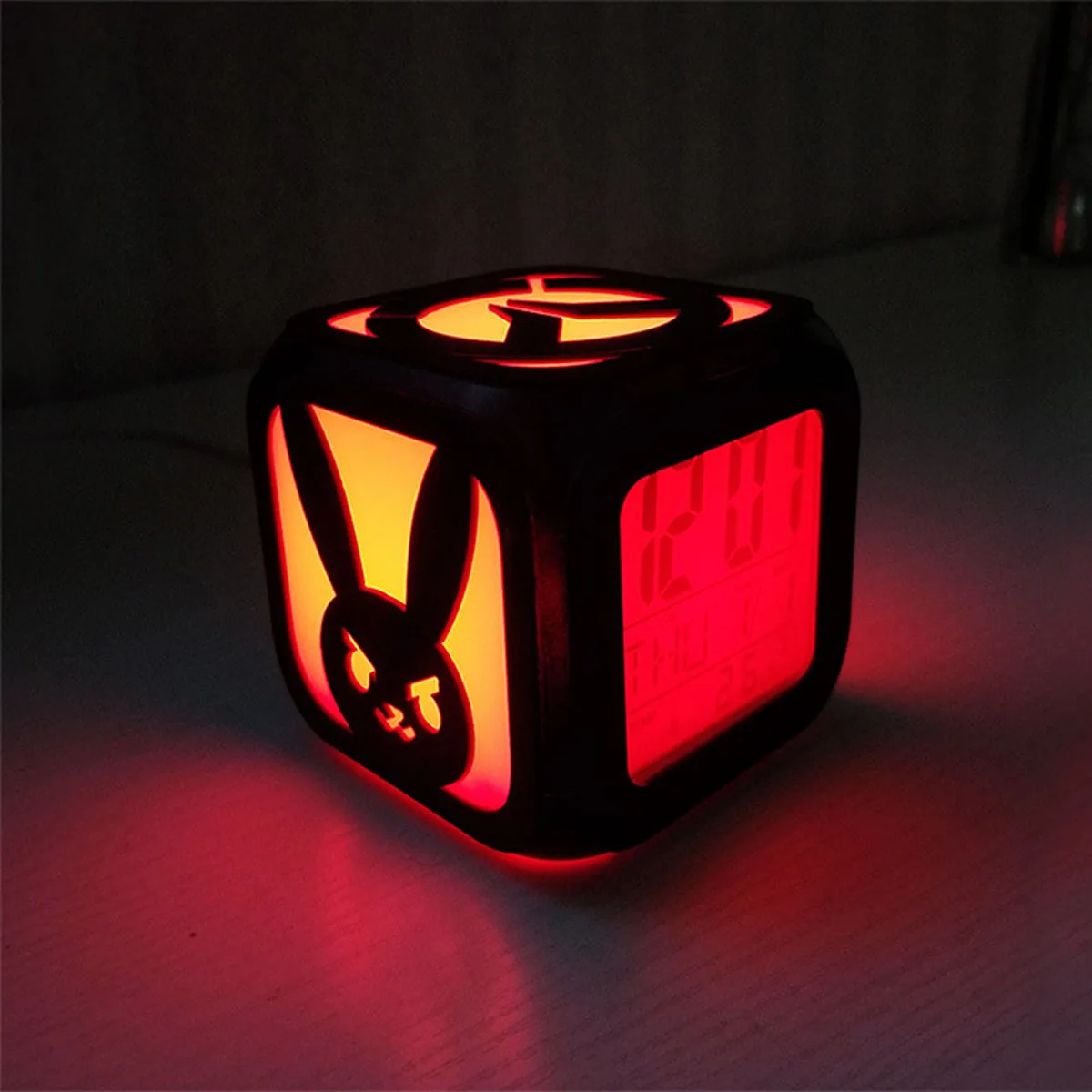 Кролик форма игры 3D Led маленький будильник Teenager'S спальня часы Дисплей день месяц дата