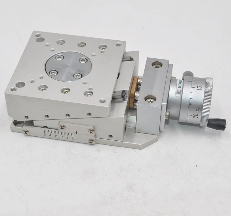 

Z axis 70 * 70mm kohzu ZM07A-C6C manual high-precision lifting displacement slide optical fine-tuning platform