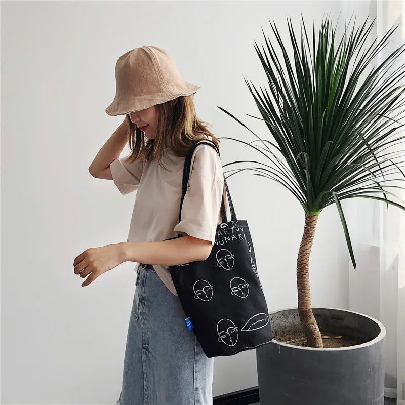 

2020 New Style Cool Face Embroidered Canvas Bag Retro Fashion Single-shoulder Bag for Women Casual Picture Hand Bucket Bag