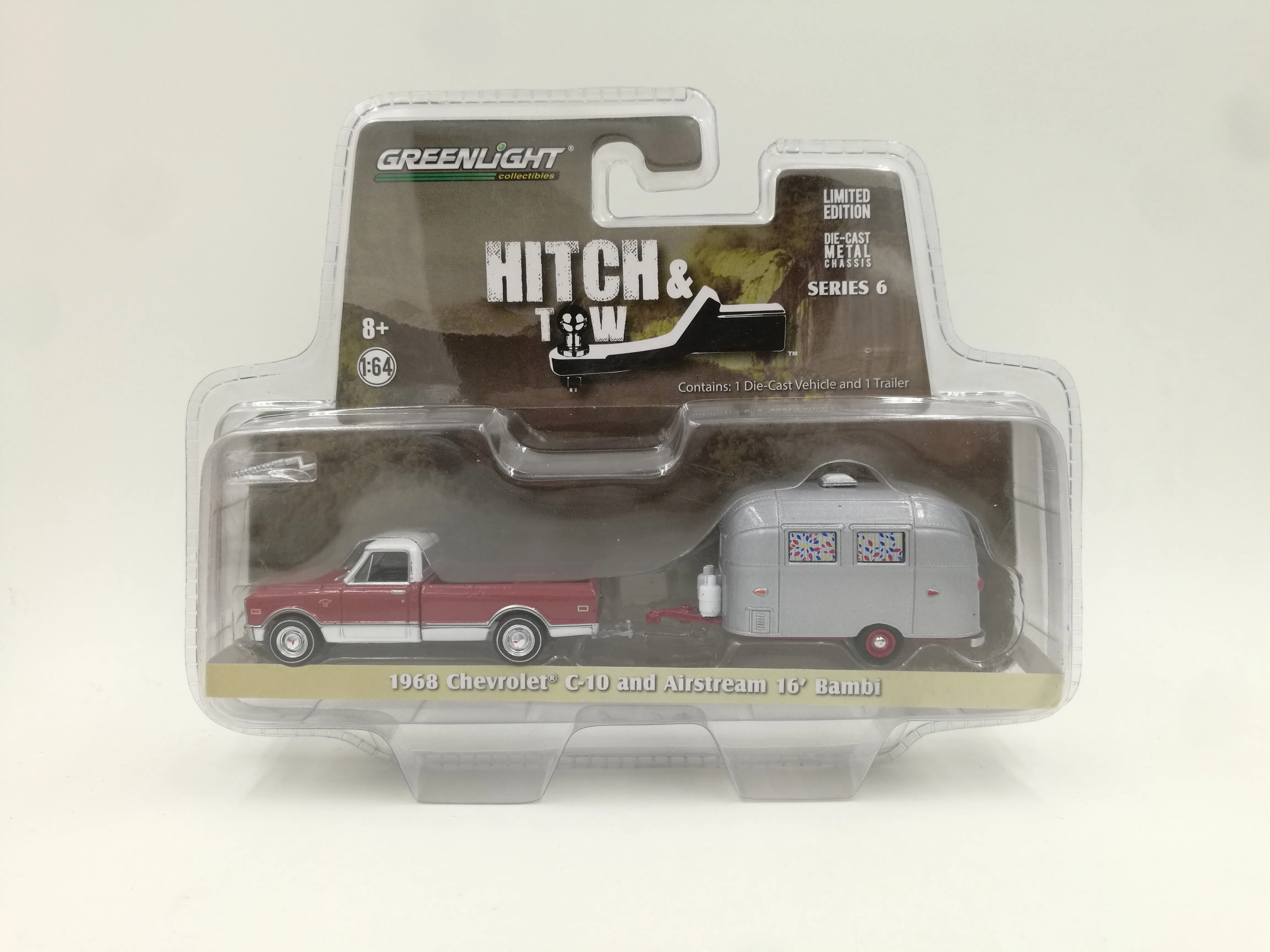 Зеленый свет 1: 64 1968 Cheverolet C 10 и Airstream 16 Bambi сплав игрушки для детей литье под