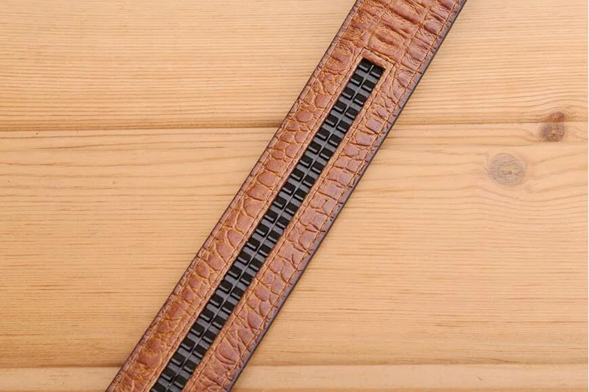 Automatic Buckle Men Genuine Leather Crocodile Grain Belt Fashion Male Alligator Pattern Belts Cowboy Waistband Strap XKS148