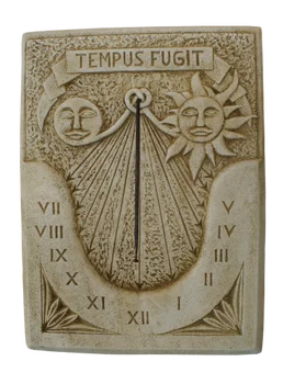 

Sundial in concrete-stone outer wall Tempus Fugit 60x80cm.