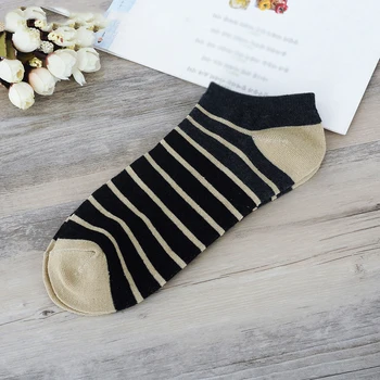 

Men's Fashional Trendy Stripes Short Socks Spring Summer Dark Color Series Casual Breathable Male Socks 2 Pairs FS0339