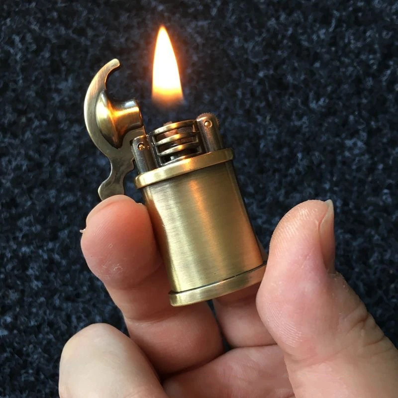 Mini Retro Lighter Refillable Grinding Wheel Creative Gasoline Lighter Kerosene Gift For Men