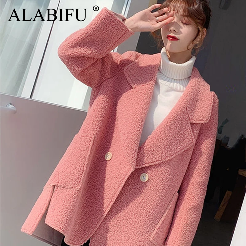 Женское пальто с искусственным мехом ALABIFU,, повседневное меховое плотное теплое длинное пальто из искусственного меха ягненка, свободное зимнее пальто, женское меховое пальто розового цвета