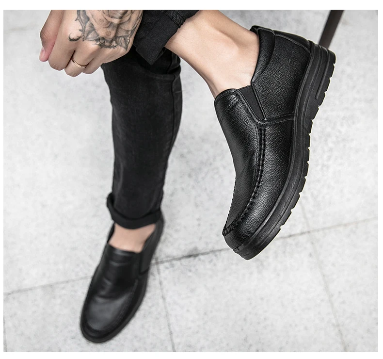 Men Loafers Light Leather Casual Shoes 2020 Autumn Male Outdoor Walking Shoes Comfortable Mens Sneakers Soft Loafers Mens Shoes