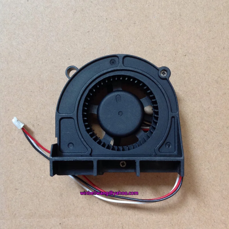 Для DP2307 напрвленный центробежный вентилятор EF50201S1-C000-F99 12V 1,02 W 3wires