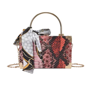 

Snake Pattern Female Bag 2020 New Mini Box Small Square Bag Silk Scarf Wild Metal Hand Improve Quality Pu Portable Diagonal Bag