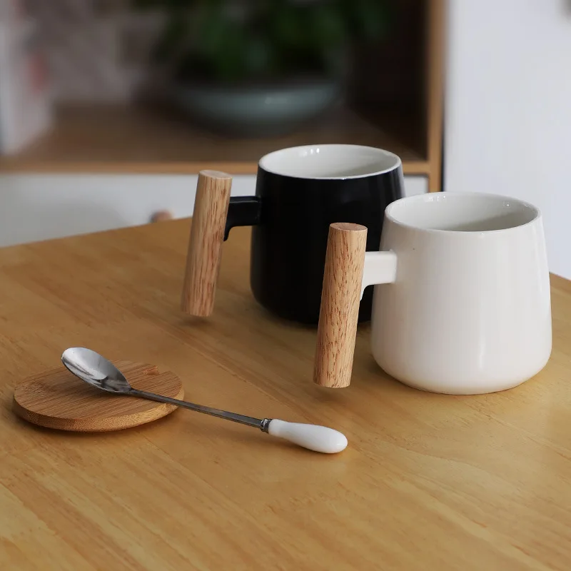 

380ml Ceramic coffee mug with lid and spoonSimple Scandinavian wooden handle office couple mug,Ceramic mugs, coffee mugs