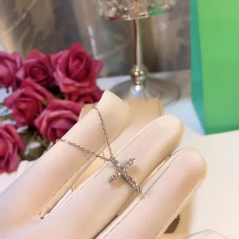 

Luxury Female Big Cross Pendant Necklace Fashion Bride Wedding Necklace For Women Classic 100% 925 Silver Diamond Necklace
