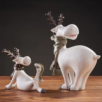 

Cartoon Resin Deer Ornaments Creative Sculpture Living Room Simple Desktop Decor Craft Home Decoration Accessories Miniature